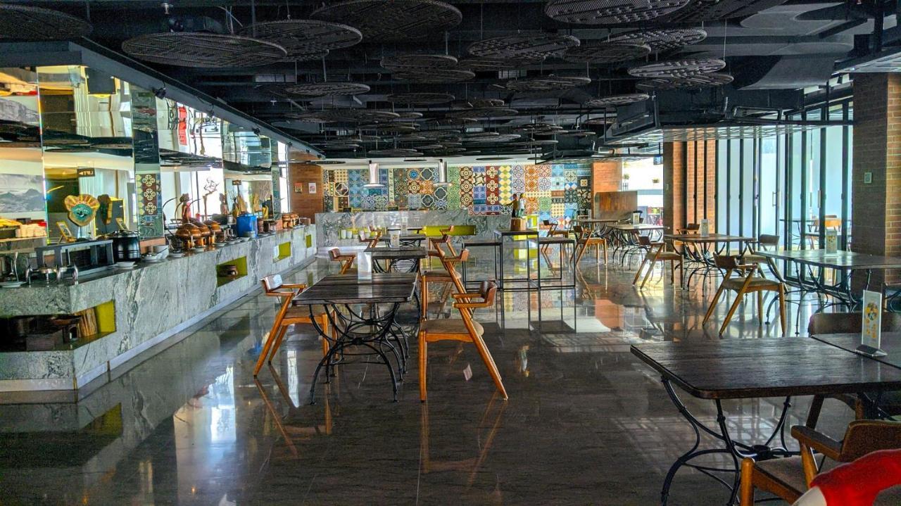 Hotel Luminor Pecenongan By Wh